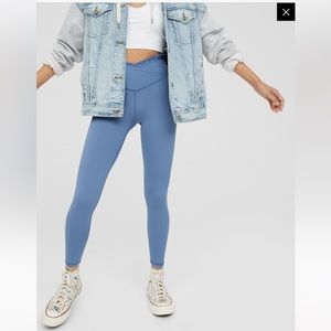 Aerie periwinkle blue/purple 7/8 leggings‎ w/ cross cross ruffle layer detail